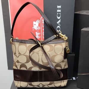 Coach Signature Shoulder Bag W Patent Leather & Jacquard Canvas No. 12825